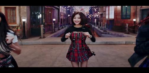 TWICE - Yes Or Yes